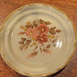 Dinner Plate Festive by INTERNATIONAL China